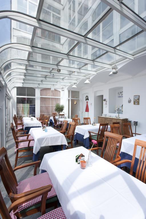 Eurowings Hotel Prague Exterior photo