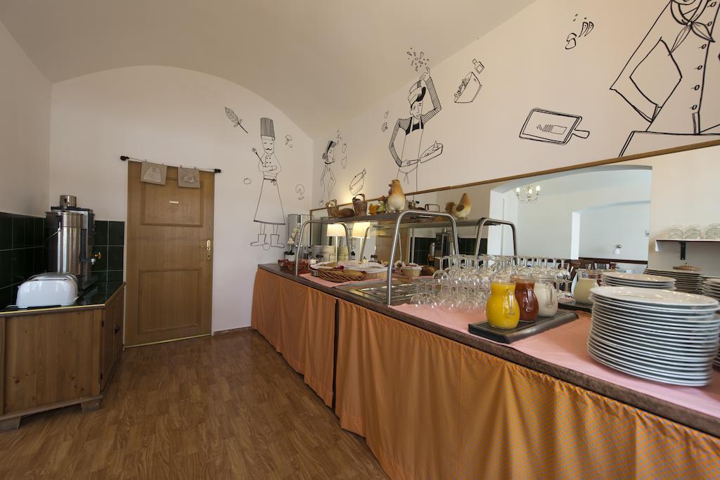 Eurowings Hotel Prague Exterior photo