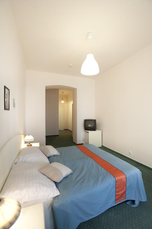Eurowings Hotel Prague Room photo